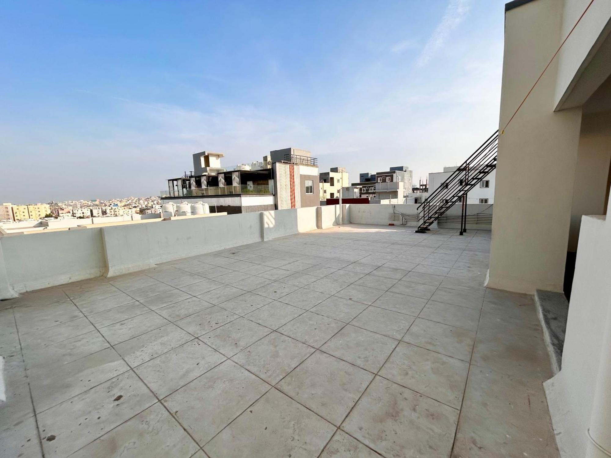 Apartment Mee Homes Madhapur Family Fully Furnished 2 Bhk Premium Flats Pent House