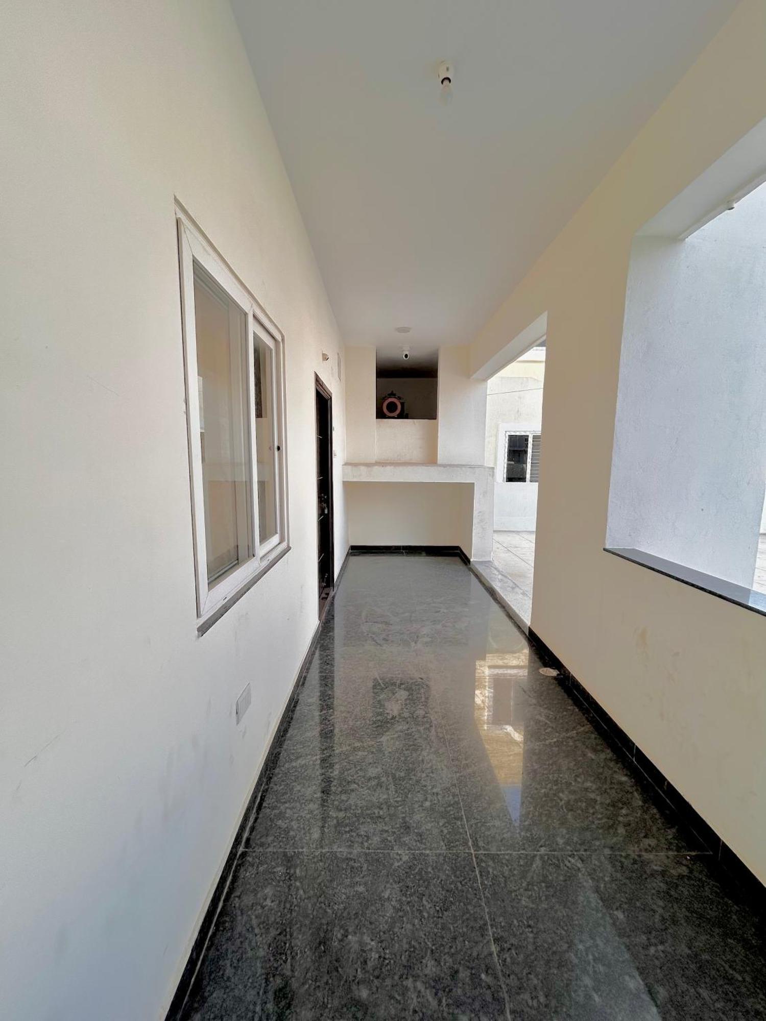 Mee Homes Madhapur Family Fully Furnished 2 Bhk Premium Flats Pent House Apartment Hyderabad
