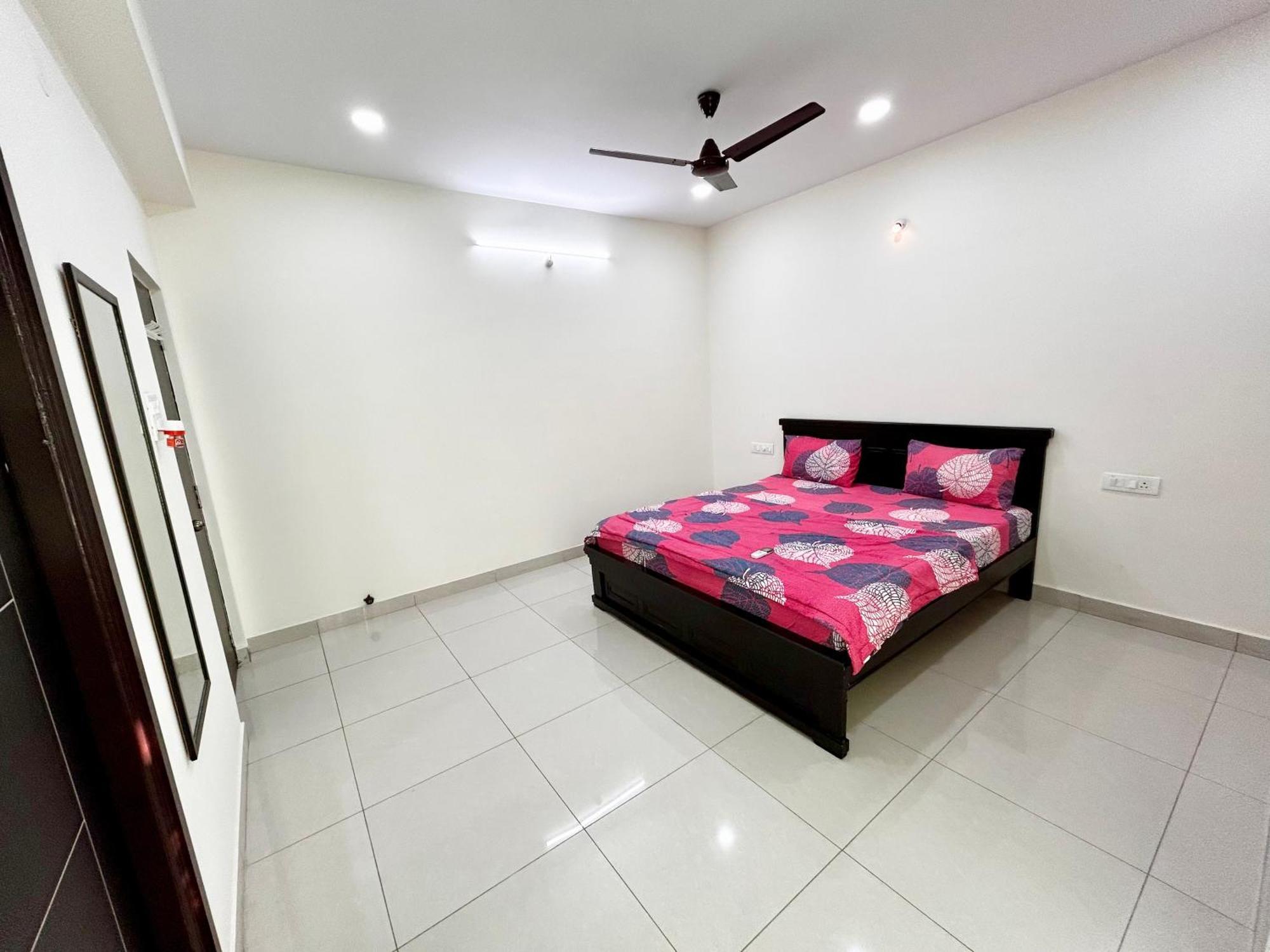 Apartment Mee Homes Madhapur Family Fully Furnished 2 Bhk Premium Flats Pent House