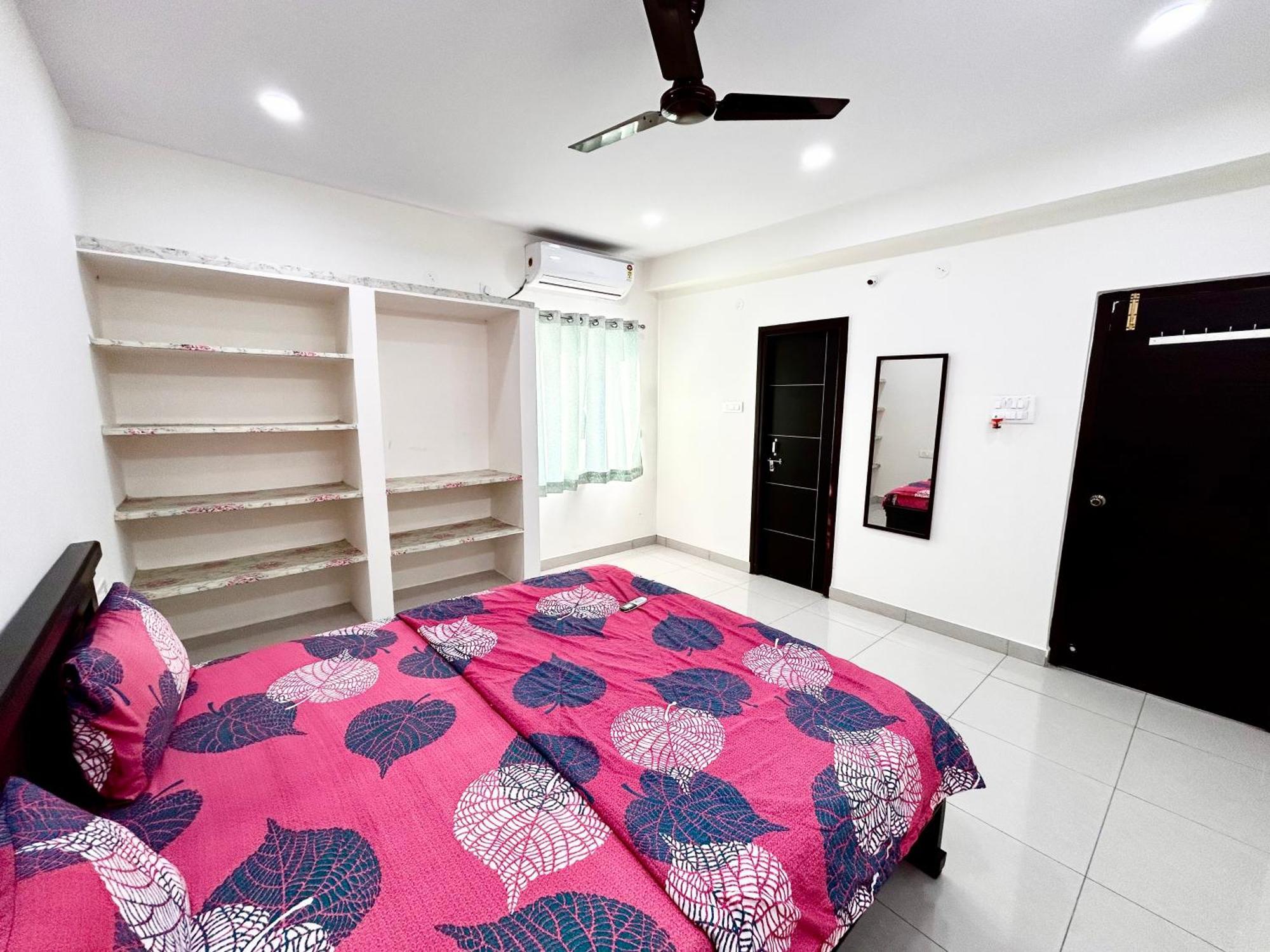 Apartment Mee Homes Madhapur Family Fully Furnished 2 Bhk Premium Flats Pent House *