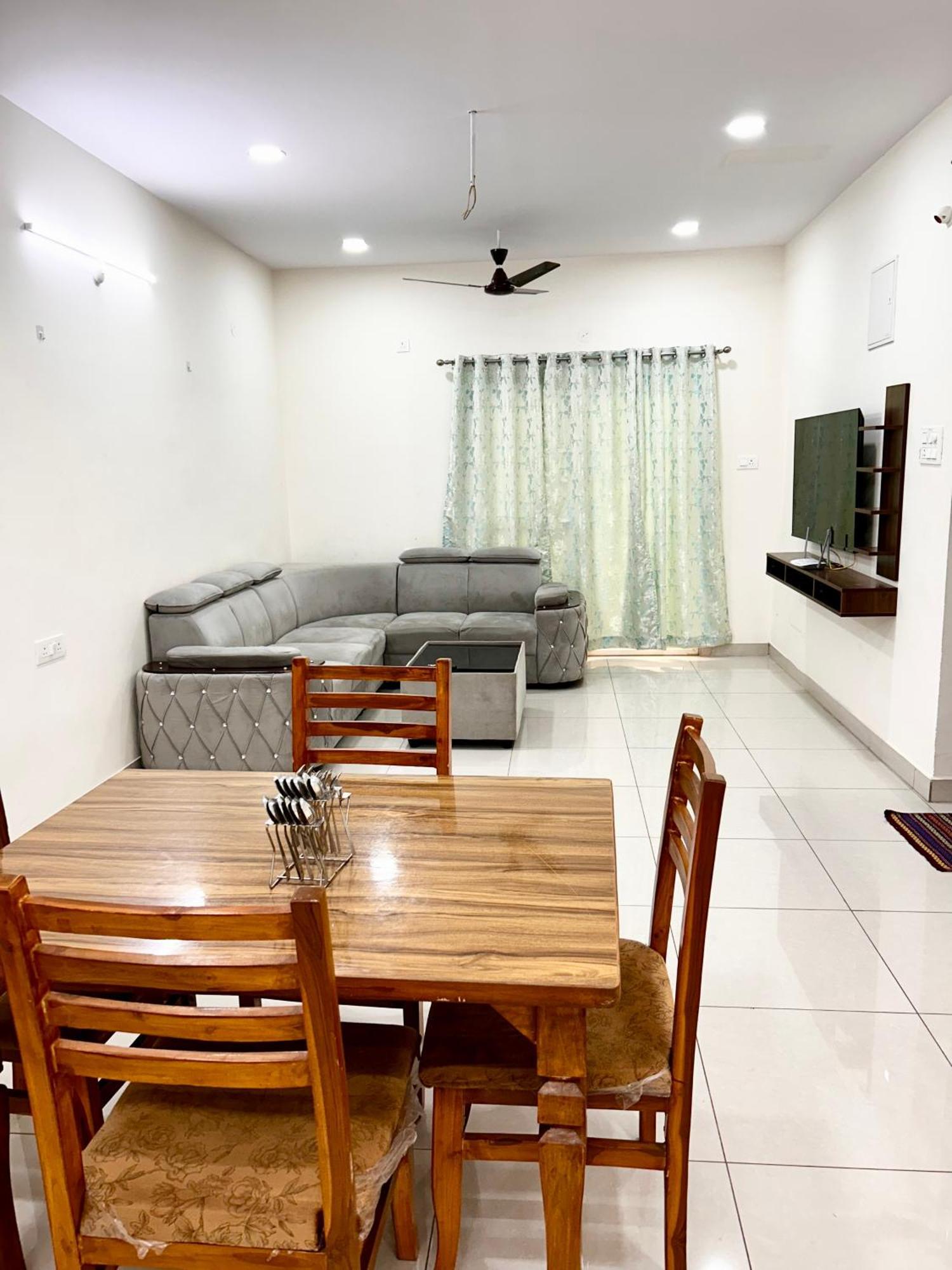 Apartment Mee Homes Madhapur Family Fully Furnished 2 Bhk Premium Flats Pent House