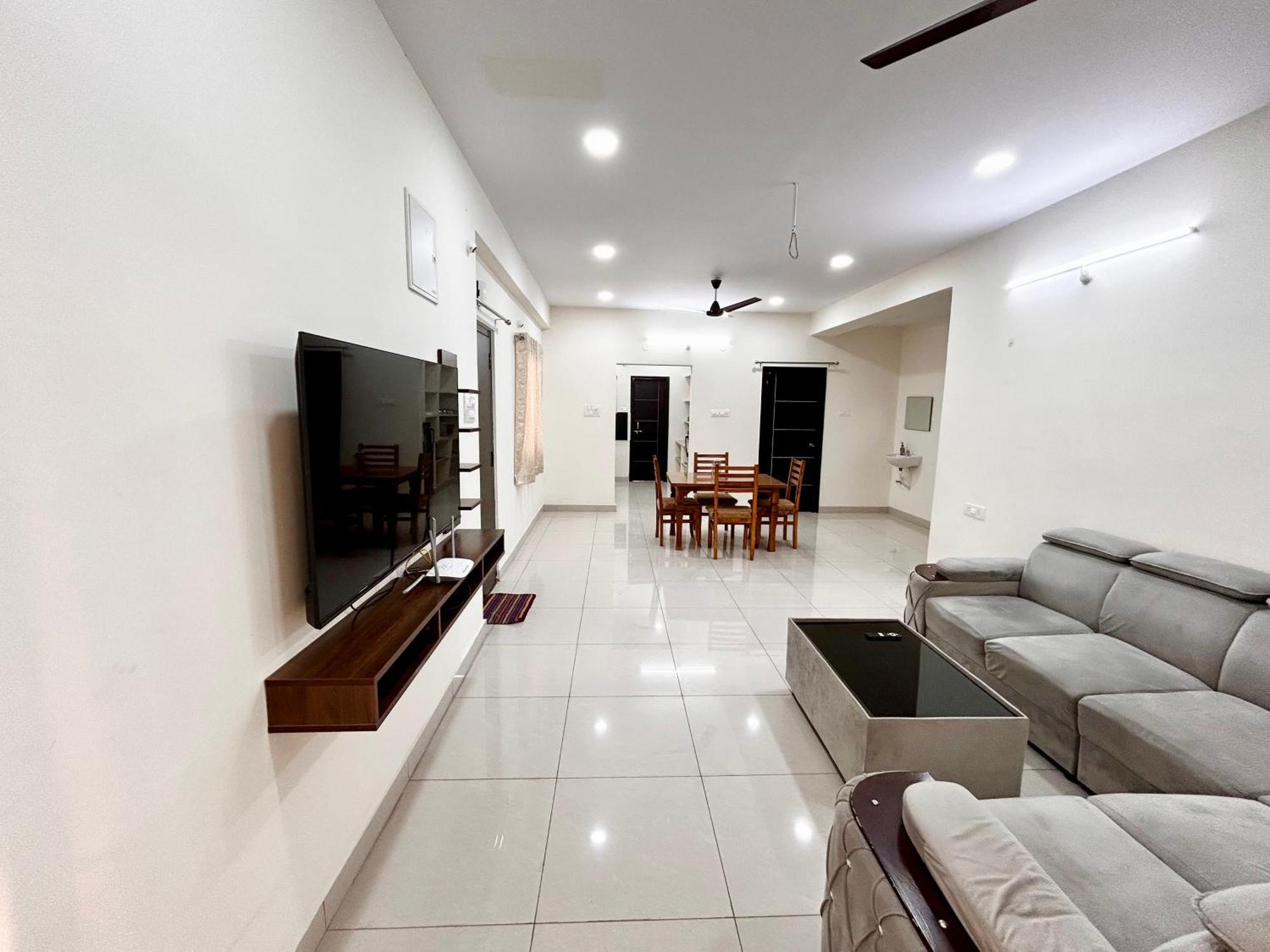 Mee Homes Madhapur Family Fully Furnished 2 Bhk Premium Flats Pent House Apartment Hyderabad