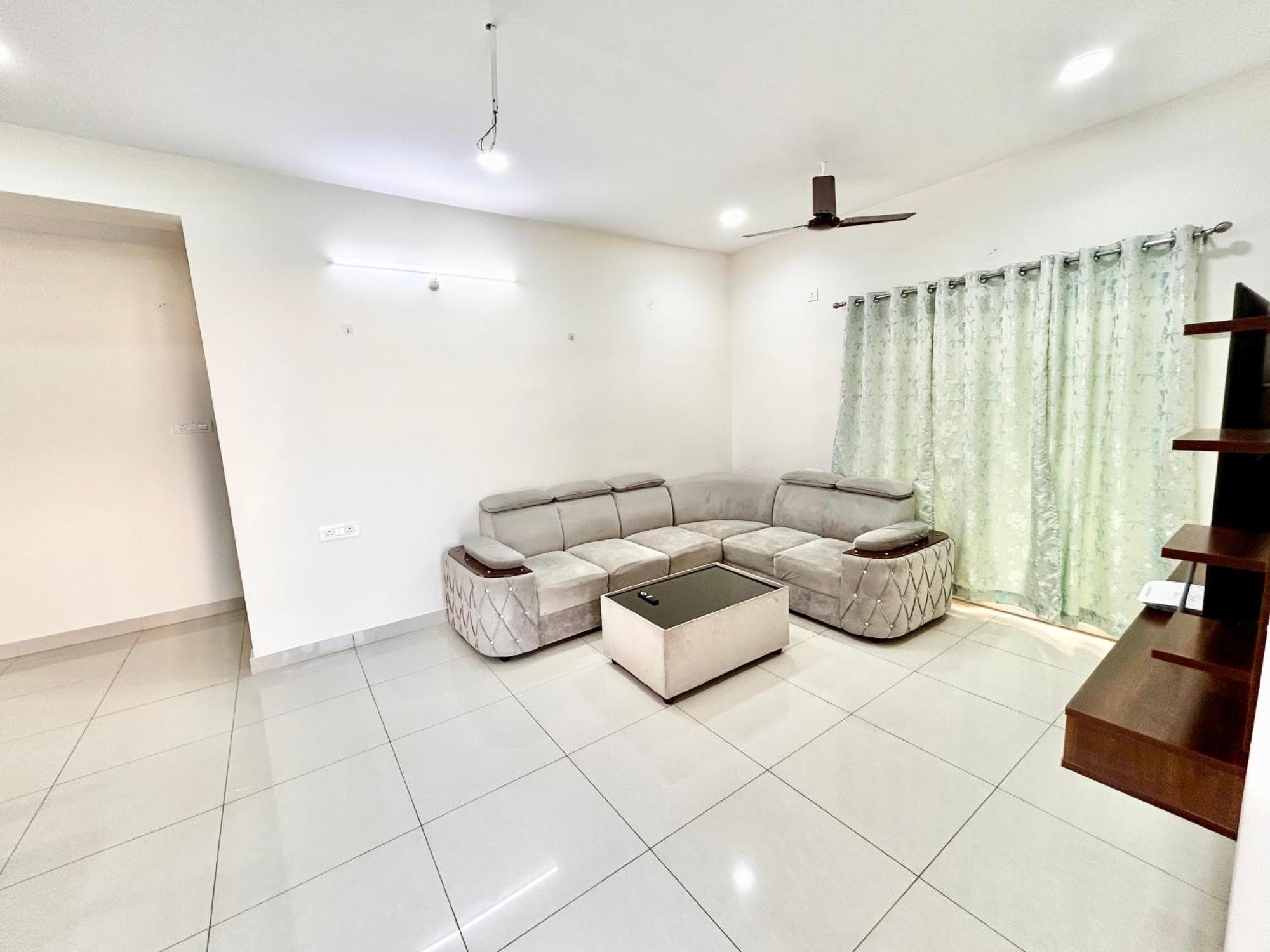 Mee Homes Madhapur Family Fully Furnished 2 Bhk Premium Flats Pent House Hyderabad